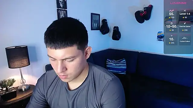 JamesCr  online show from April 15, 2026, 2:13 pm