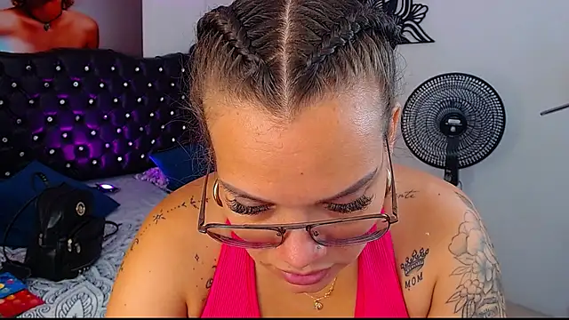 Snapshot of Taliana36 chatting on October 31, 2025, 12:28 pm Taliana36 online show from October 31, 2025, 12:28 pm