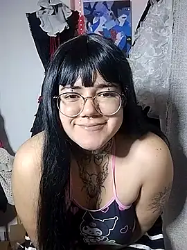 xomimuka online show from March 19, 2025, 6:14 am