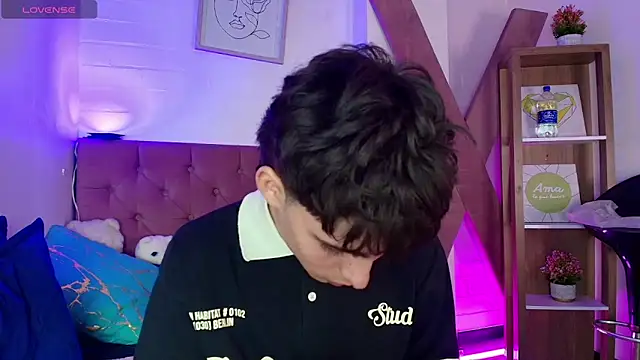 PepperTwink online show from September 29, 2025, 4:23 pm