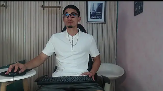 Becker2  online show from December 18, 2025, 11:55 pm