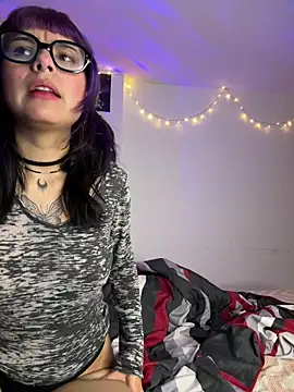 mavimist   online show from March 13, 2026, 1:45 am