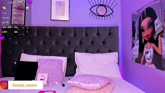 Danielaangelina online show from March 1, 2025, 9:40 am