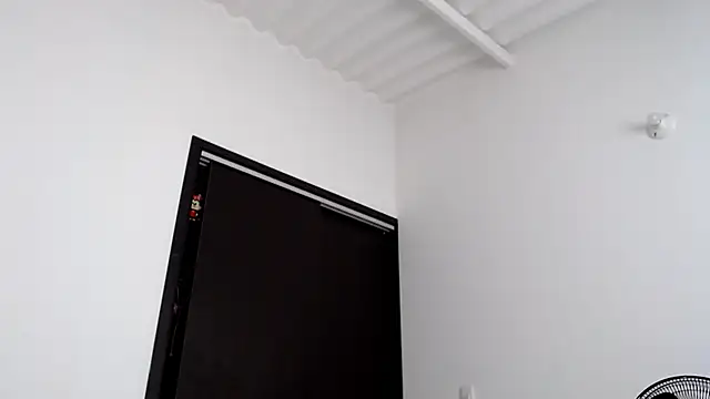 tezza smith online show from February 9, 2026, 2:10 pm