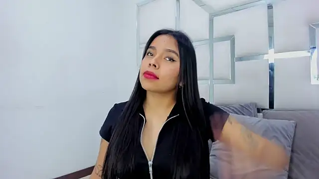 ZoeWan69 online show from March 8, 2025, 8:25 pm