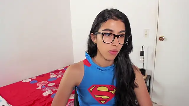 Snapshot of Mazikeen__18 chatting on July 22, 2026, 2:31 pm Mazikeen 18 online show from July 22, 2026, 2:31 pm