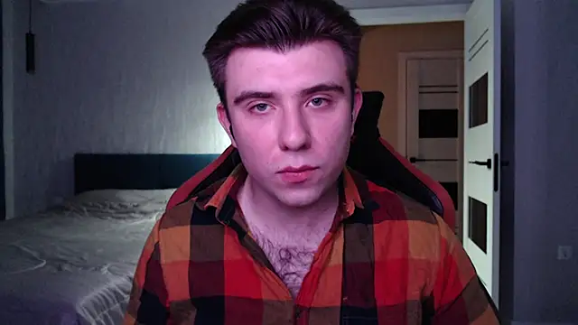 honey furry online show from September 20, 2025, 10:22 pm