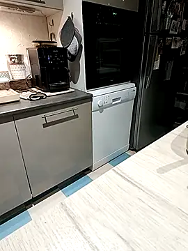 Dam70 online show from November 13, 2025, 4:44 am