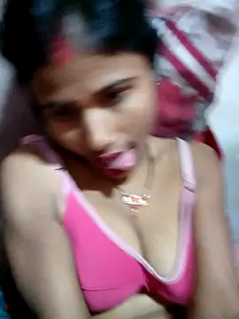 Snapshot of Miss_triha chatting on February 7, 2025, 10:09 pm Miss triha online show from February 7, 2025, 10:09 pm