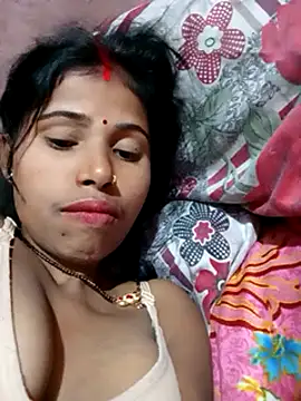 Snapshot of Miss_triha chatting on February 14, 2025, 12:41 am Miss triha online show from February 14, 2025, 12:41 am