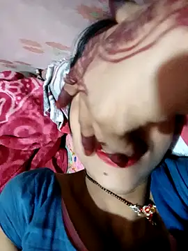 Snapshot of Miss_triha chatting on February 15, 2025, 6:44 pm Miss triha online show from February 15, 2025, 6:44 pm