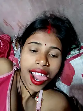 Snapshot of Miss_triha chatting on February 16, 2025, 12:52 am Miss triha online show from February 16, 2025, 12:52 am