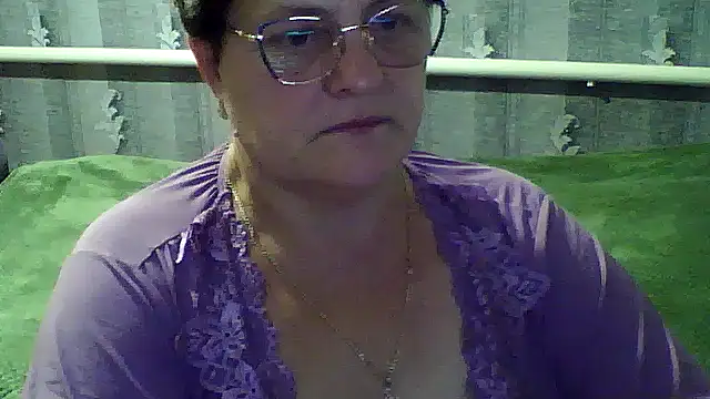 ElzaJewel online show from October 11, 2025, 7:23 pm