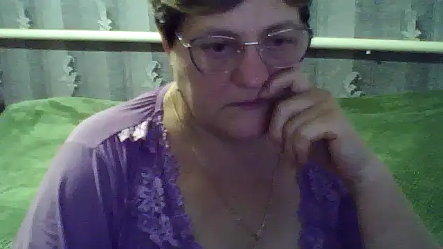 ElzaJewel online show from October 12, 2025, 7:29 am