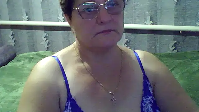 ElzaJewel online show from October 14, 2025, 7:42 am
