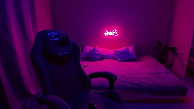 YourMegan online show from February 19, 2025, 1:40 am