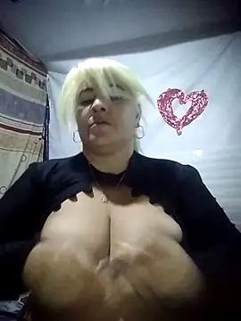 BonniAdams online show from February 24, 2025, 11:52 pm