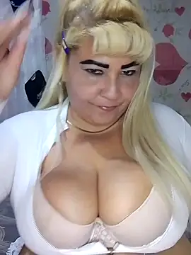 BonniAdams online show from October 14, 2025, 12:33 am