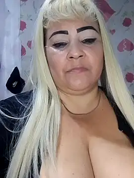 BonniAdams online show from November 22, 2025, 1:37 am