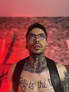 Walker Thomas1 online show from March 1, 2026, 10:50 am