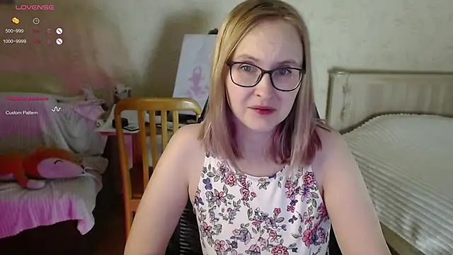 Agatha Mott online show from October 27, 2025, 3:10 am