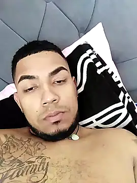 Elgroney23 online show from February 2, 2025, 9:45 pm