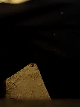 leinadanal online show from February 26, 2025, 12:49 am