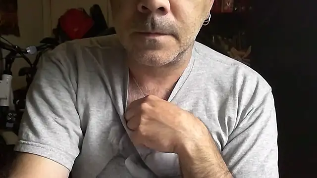 Snapshot of arka6 chatting on April 25, 2026, 7:33 pm arka6 online show from April 25, 2026, 7:33 pm