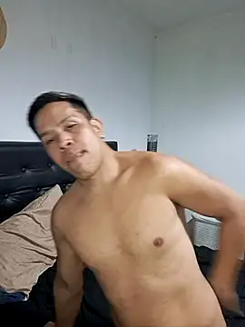 Snapshot of liamlara chatting on September 20, 2025, 2:01 am liamlara online show from September 20, 2025, 2:01 am