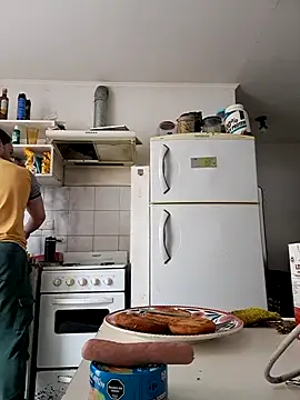 Snapshot of liamlara chatting on September 21, 2025, 3:57 pm liamlara online show from September 21, 2025, 3:57 pm