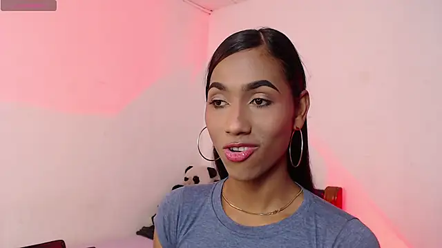 Alissemasiel online show from December 15, 2025, 7:29 pm