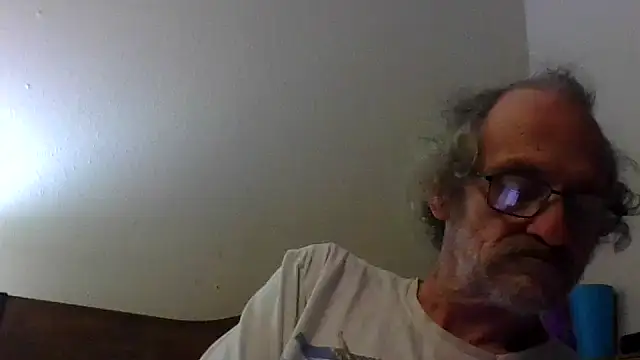 Dara4q online show from January 8, 2026, 2:47 am