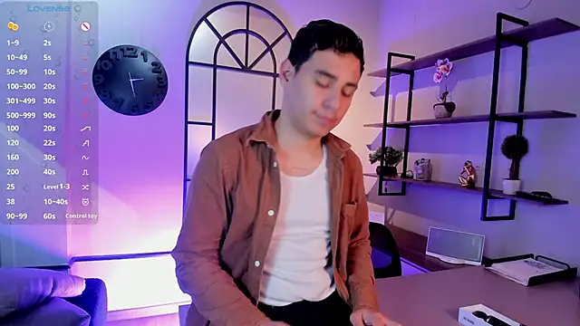 Gabriell ramirez online show from October 1, 2025, 4:07 am