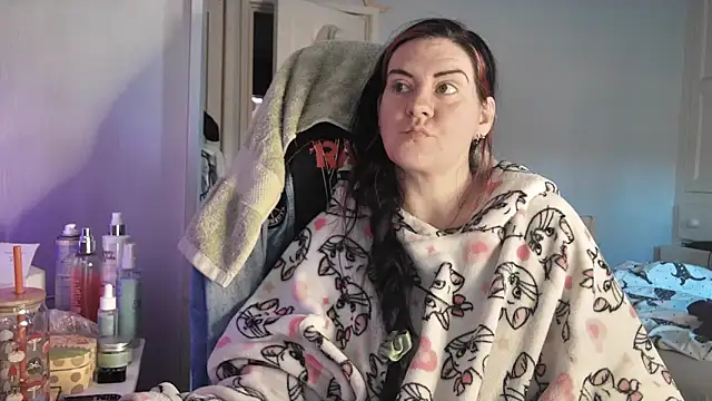 AureliaXOX online show from January 7, 2026, 10:18 am