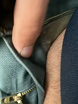 sark0606 online show from February 11, 2025, 12:37 pm