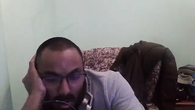 frankislive online show from March 17, 2025, 9:23 pm