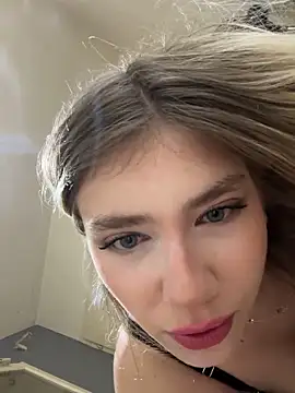 Snapshot of angeleyezlolita chatting on February 4, 2025, 11:38 pm angeleyezlolita online show from February 4, 2025, 11:38 pm