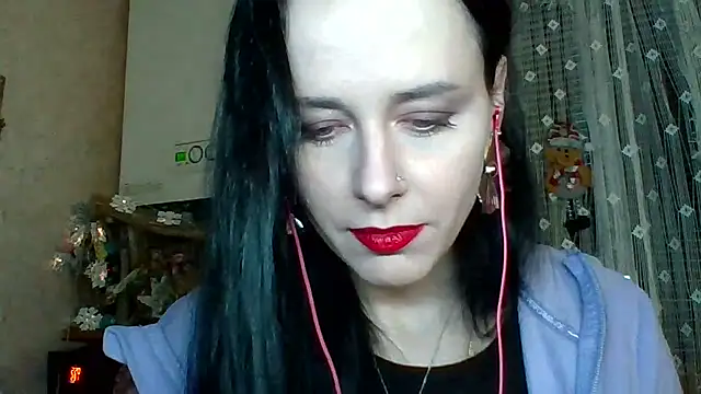 LuminousLady online show from January 10, 2026, 7:26 pm