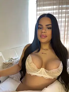 mrsbellanova online show from October 8, 2025, 12:36 pm