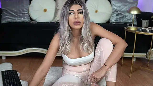 emma goodess  online show from March 9, 2025, 7:37 pm