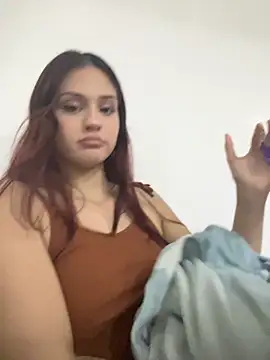 AngelRuby online show from December 5, 2025, 6:11 am