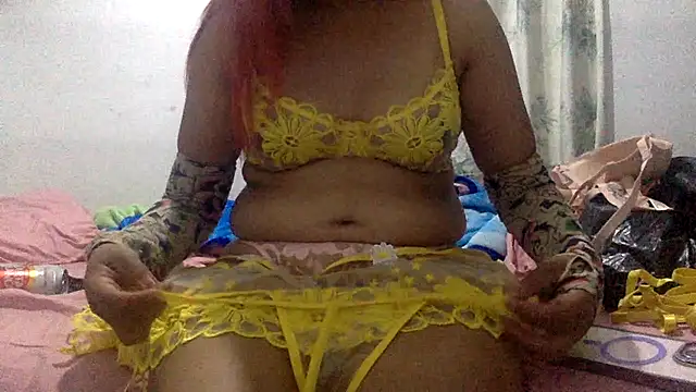 sharonlopez9611 online show from September 25, 2025, 3:10 am