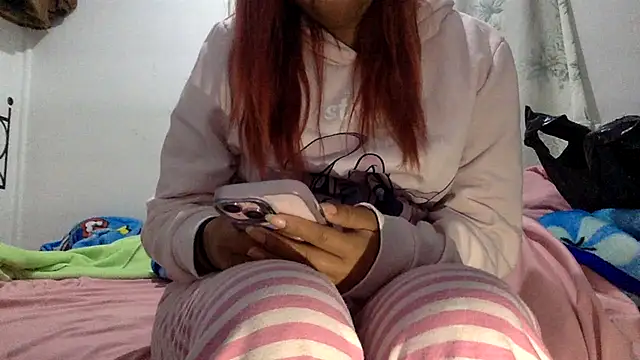 sharonlopez9611 online show from October 11, 2025, 2:44 am