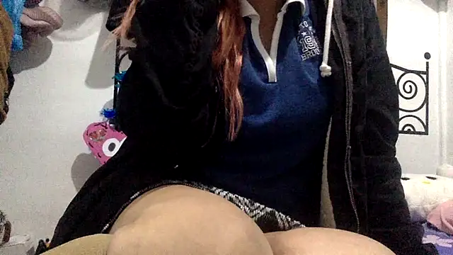 sharonlopez9611 online show from March 19, 2026, 2:48 am