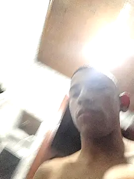 Snapshot of Mineirinho043 chatting on February 12, 2025, 2:32 pm Mineirinho043 online show from February 12, 2025, 2:32 pm