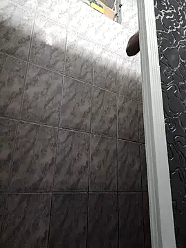 Snapshot of Mineirinho043 chatting on February 13, 2025, 5:16 am Mineirinho043 online show from February 13, 2025, 5:16 am