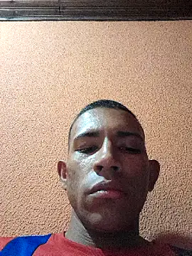 Snapshot of Mineirinho043 chatting on February 13, 2025, 10:22 pm Mineirinho043 online show from February 13, 2025, 10:22 pm