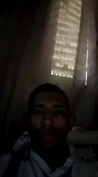 Snapshot of Mineirinho043 chatting on February 20, 2025, 11:31 am Mineirinho043 online show from February 20, 2025, 11:31 am