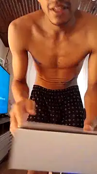 Snapshot of Mineirinho043 chatting on February 26, 2025, 4:56 pm Mineirinho043 online show from February 26, 2025, 4:56 pm