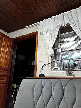 Snapshot of Mineirinho043 chatting on February 28, 2025, 2:42 am Mineirinho043 online show from February 28, 2025, 2:42 am